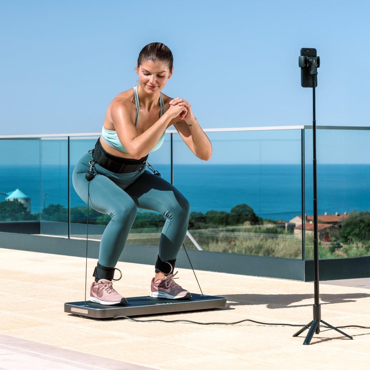 Flow Fitness DSG100i Smart Home Gym – Kompaktes Kraftstation mit 60 kg – Bild 4