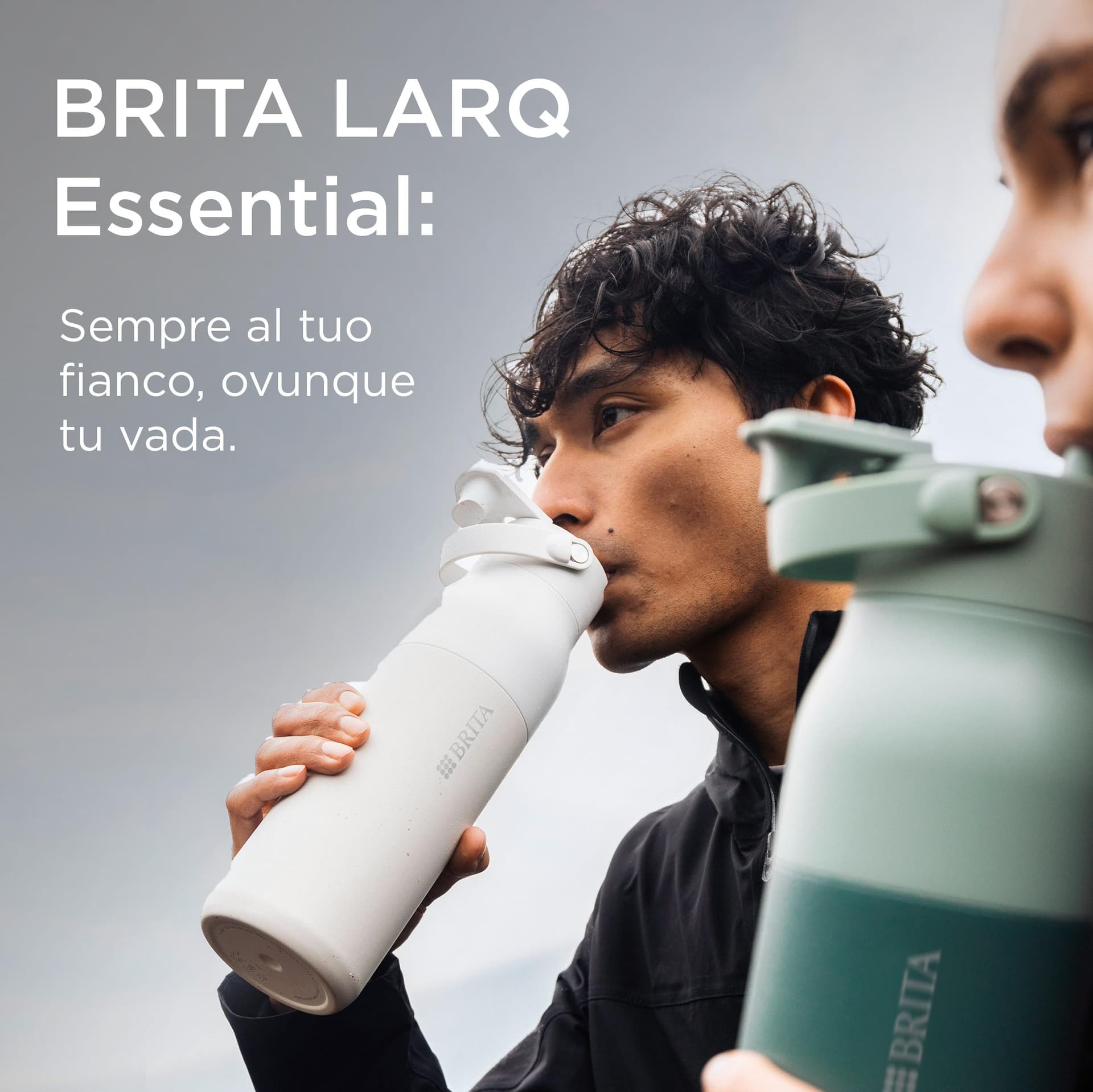BRITA LARQ Essential Trinkflasche mit Strohhalm (1L – Bild 2