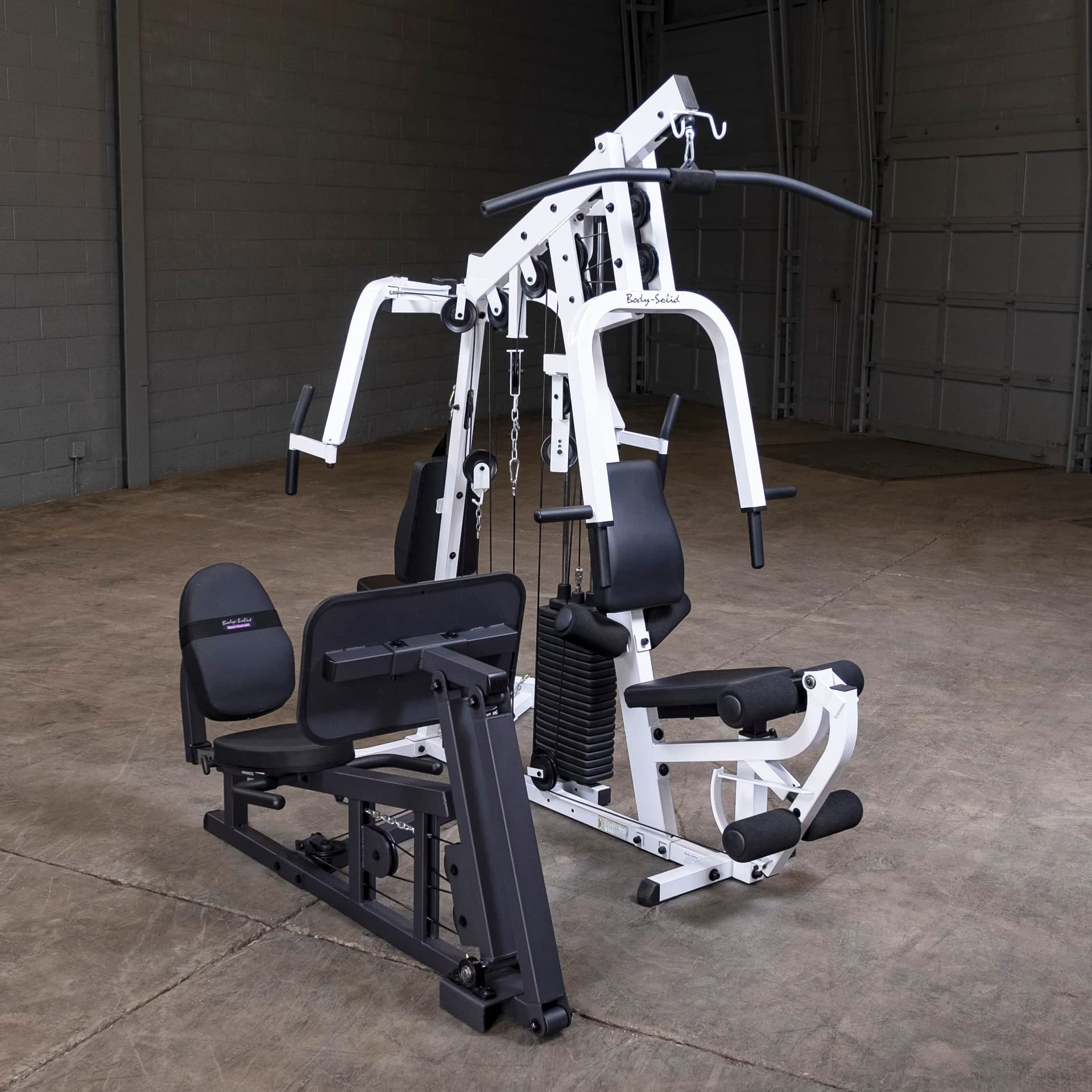 Body-Solid (EXM2500LPS) Multi-Station Home Gym Machine – Bild 3