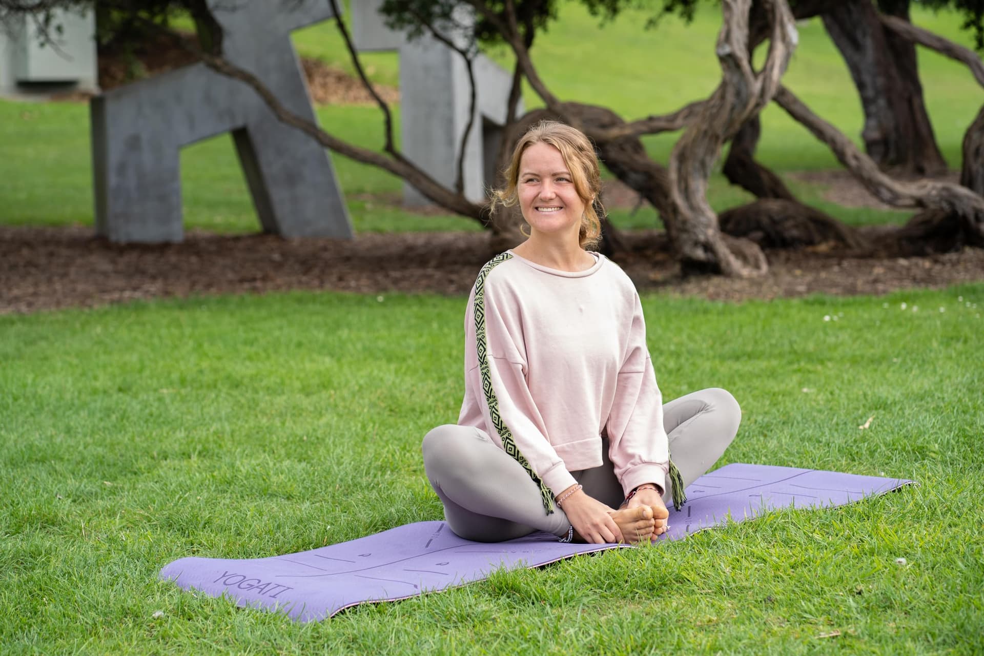 YOGATI Yogamatte rutschfest Schadstofffrei – Bild 6