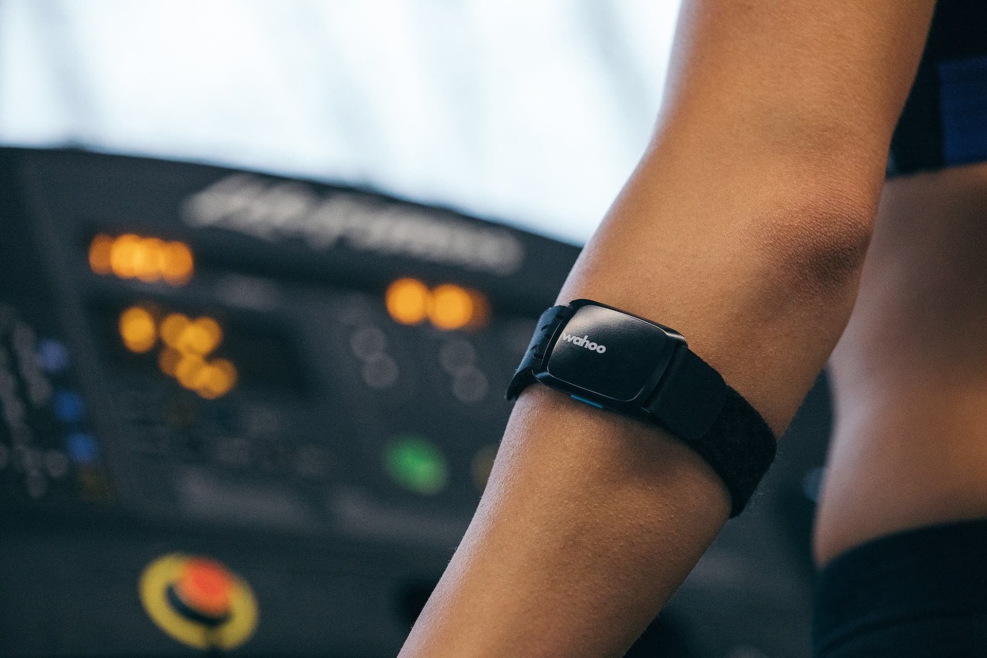 Wahoo Fitness Wahoo TICKR FIT Herzfrequenz Armband – Bild 7